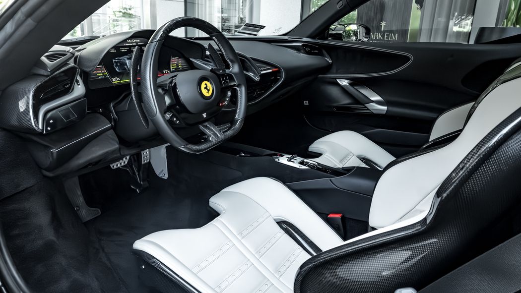 Luxury vehicle banner 5