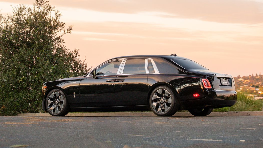 Luxury vehicle banner 11