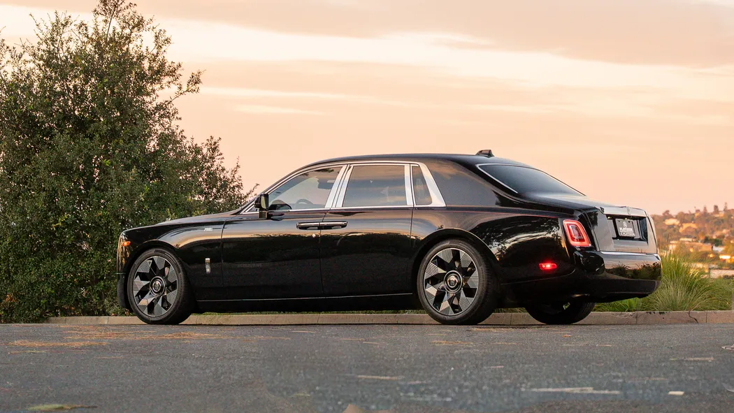 Luxury vehicle banner 11